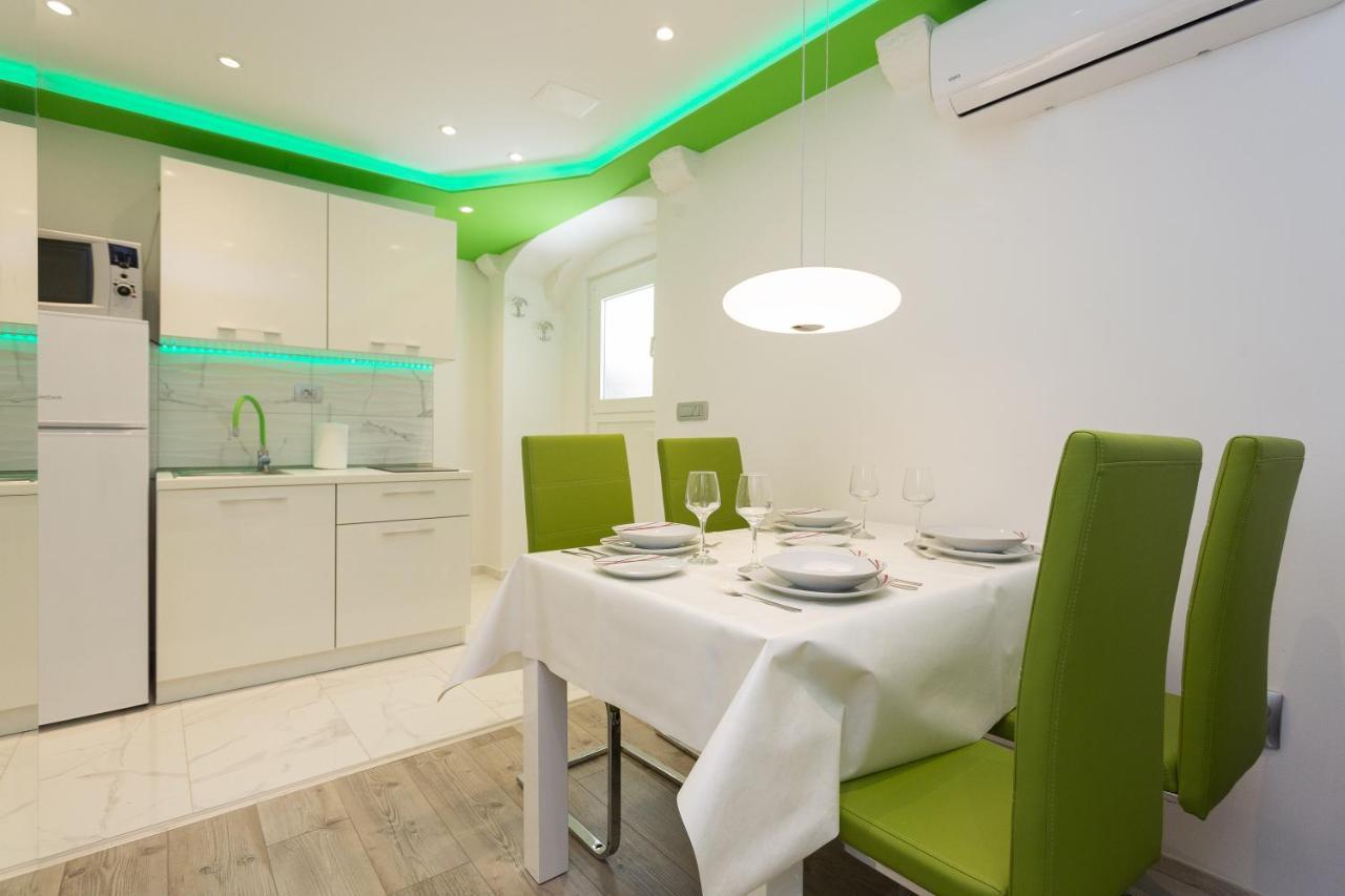 Appartement Purple & Apple Green à Split Extérieur photo